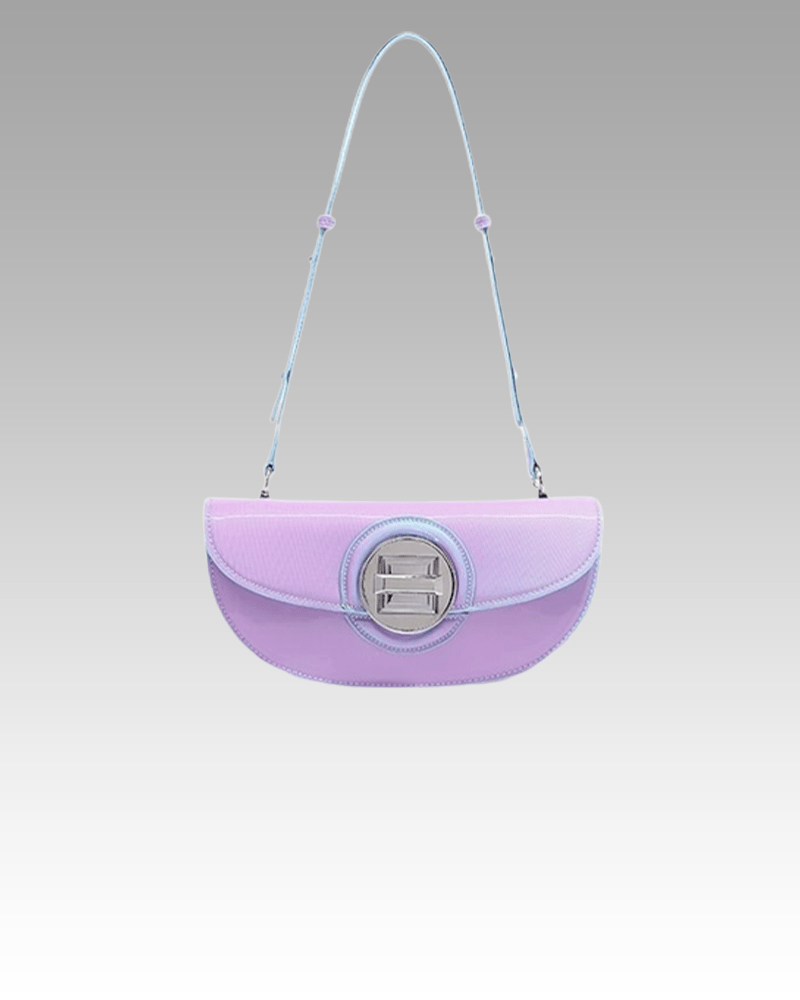 Sac à main Victoria violet pour femme par Izamel - Accessoire tendance et chic pour rehausser votre style.