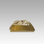 Ava sac à main similicuir Champagne - Disponible chez Izamel Boutique, femmes élégantes faisant leurs achats.