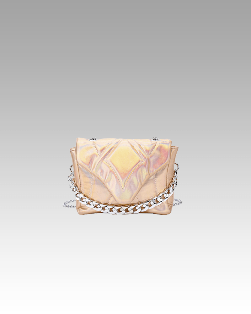Sac à main saumon pour femmes - Explorez l'élégance subtile du modèle Cassie chez Izamel.