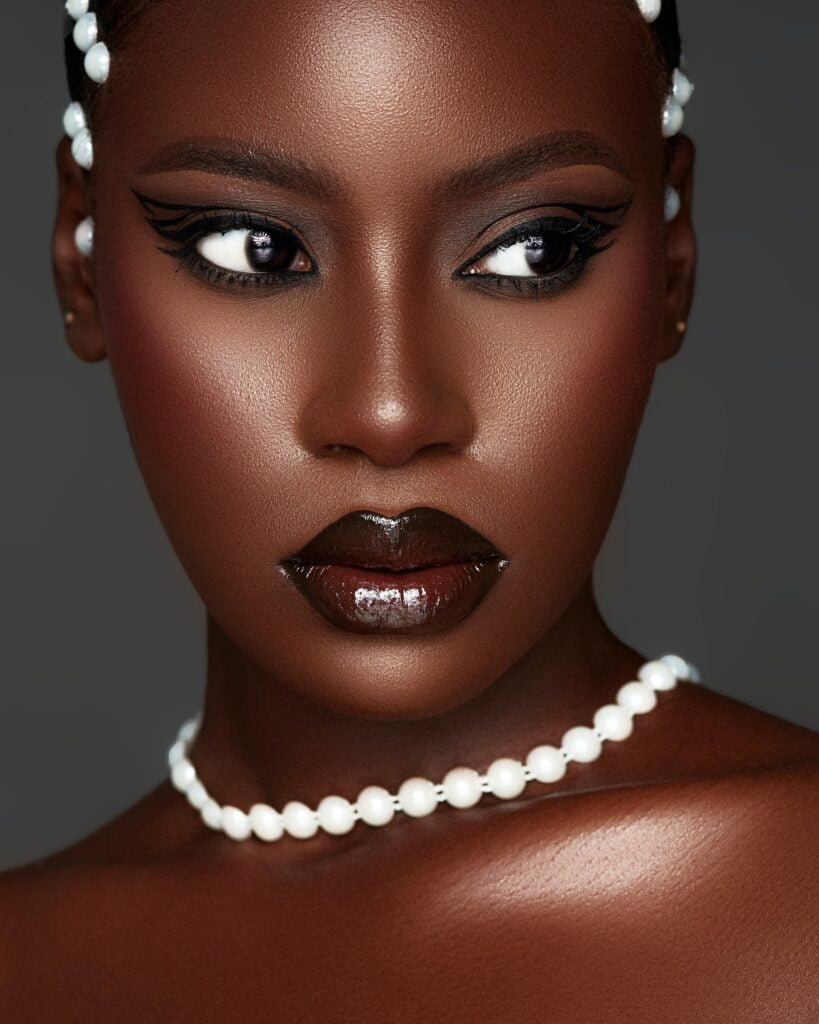 Mannequin18 min