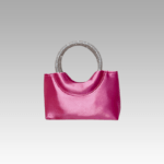 Myriam sac à main en satin rose, un incontournable de la boutique Izamel pour les femmes.