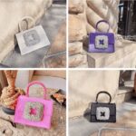 Elise Sac à Main Velours Strass - Accessoire Chic et Polyvalent en Plusieurs Couleurs, Mise en Situation