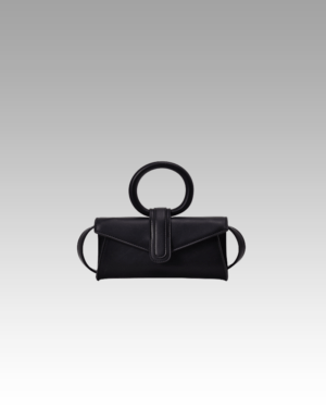 Jasmine-sac-à-main-similicuir-noir-femme-boutique-izamel.png Sac à main Jasmine similicuir noir - Accessoire de mode Izamel pour femmes - Boutique en ligne.