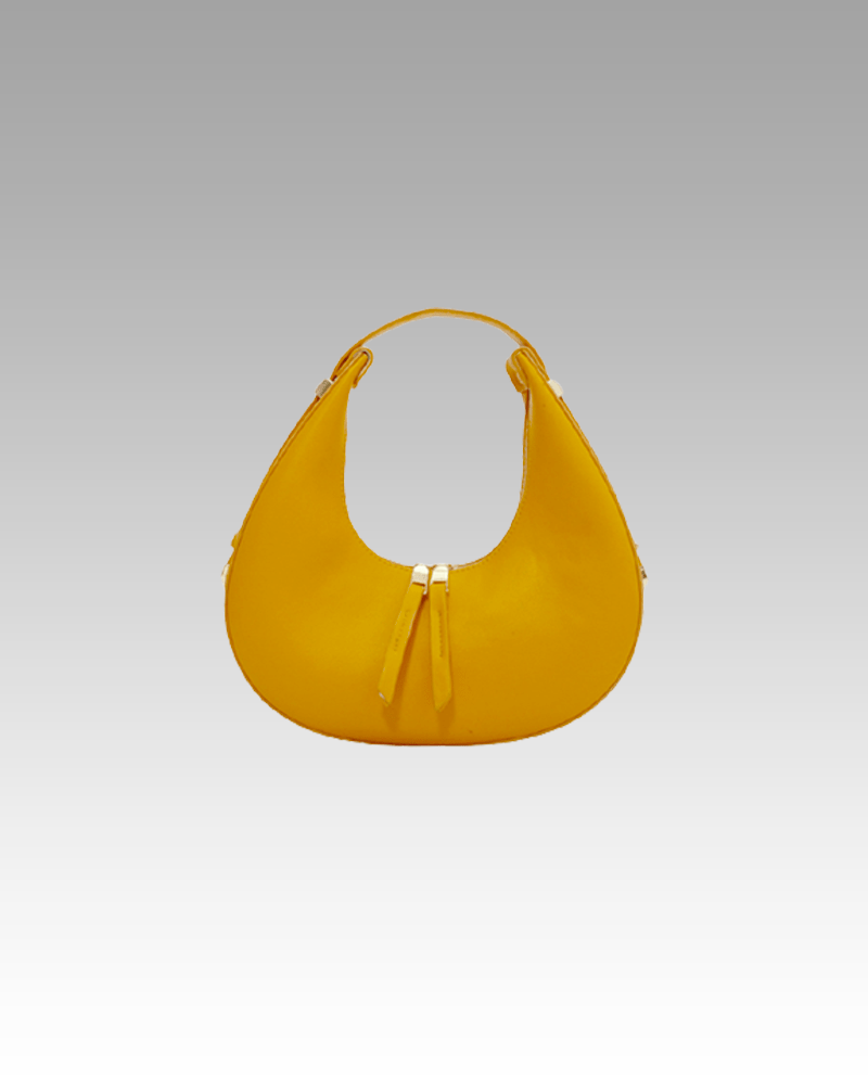 Faites une déclaration de mode avec le sac à main Palma en similicuir orange d'Izamel. Un accessoire chic qui évoque la passion et l'audace.