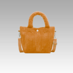 Explorez le Sac à Main Daisy en Velours Côtelé Orange chez Izamel, un accessoire mode qui incarne la vitalité et l'audace, ajoutant une touche vibrante à votre style.