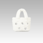 Sac à main Elisa en peluche blanc avec strass - Accessoire de mode sophistiqué pour femmes, disponible chez Izamel Boutique.