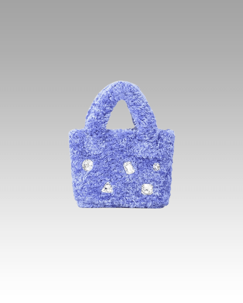 Sac à main Elisa en peluche bleu avec strass - Accessoire de mode chic pour femmes, disponible chez Izamel Boutique.