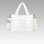 Sac à main matelassé blanc Lara, disponible dans la boutique Izamel pour femmes.