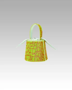 Priscilla-sac-a-main-bicolore-vert-rouge-motif-crocodile-strass-femmes-boutique-izamel Sac à main Priscilla bicolore vert rouge motif crocodile strass femmes boutique Izamel.
