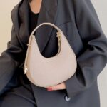 "Selma sac à main beige pour Femmes - Tenu délicatement à la main"