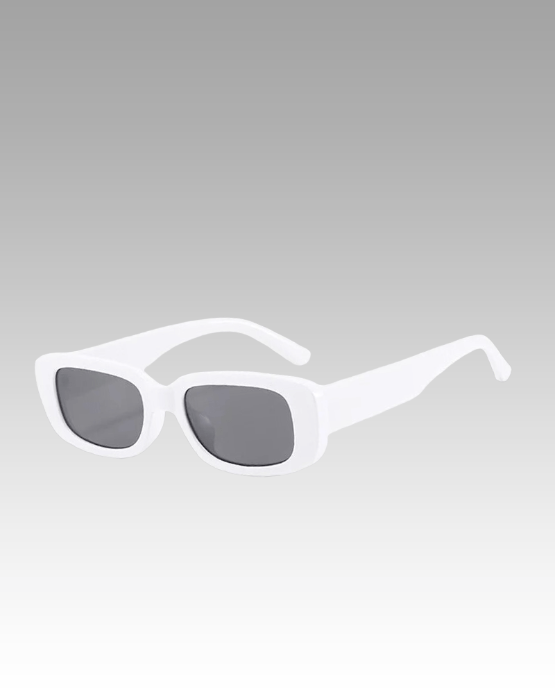Lunettes de soleil tendance Becky blanches avec protection UV400, disponibles chez Izamel.