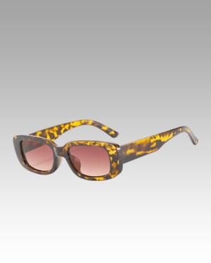 Lunettes de soleil tendance Becky léopard avec protection UV400 pour femme, disponibles chez Izamel.