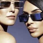 Lunettes de soleil streetwear Blake avec protection UV400, portées par deux femmes.