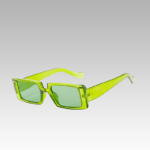 Lunettes de soleil Célia vert, accessoire branché pour femme avec protection UV400, chez Izamel.
