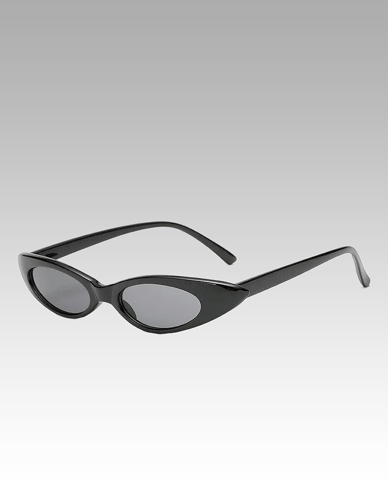 Lunettes de soleil rétro noires Livia avec protection UV400 pour femme, disponibles chez Izamel.