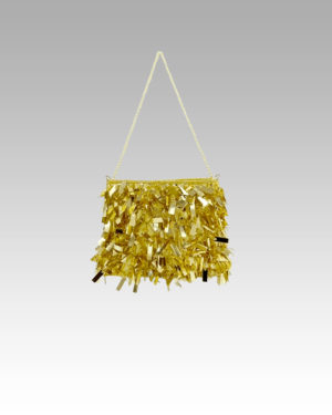 Mandy-sac-à-bandoulière-doré-paillettes-femme-boutique-izamel Sac à bandoulière Mandy doré pailleté, un accessoire de mode raffiné disponible à la boutique Izamel, parfaitement assorti à une tenue féminine.
