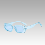 Lunettes de soleil 'Noémie' bleu clair pour femme, avec protection UV400, disponibles chez Izamel.