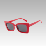 Lunettes de soleil Stella rouge chic avec protection UV400, en vente chez Izamel.