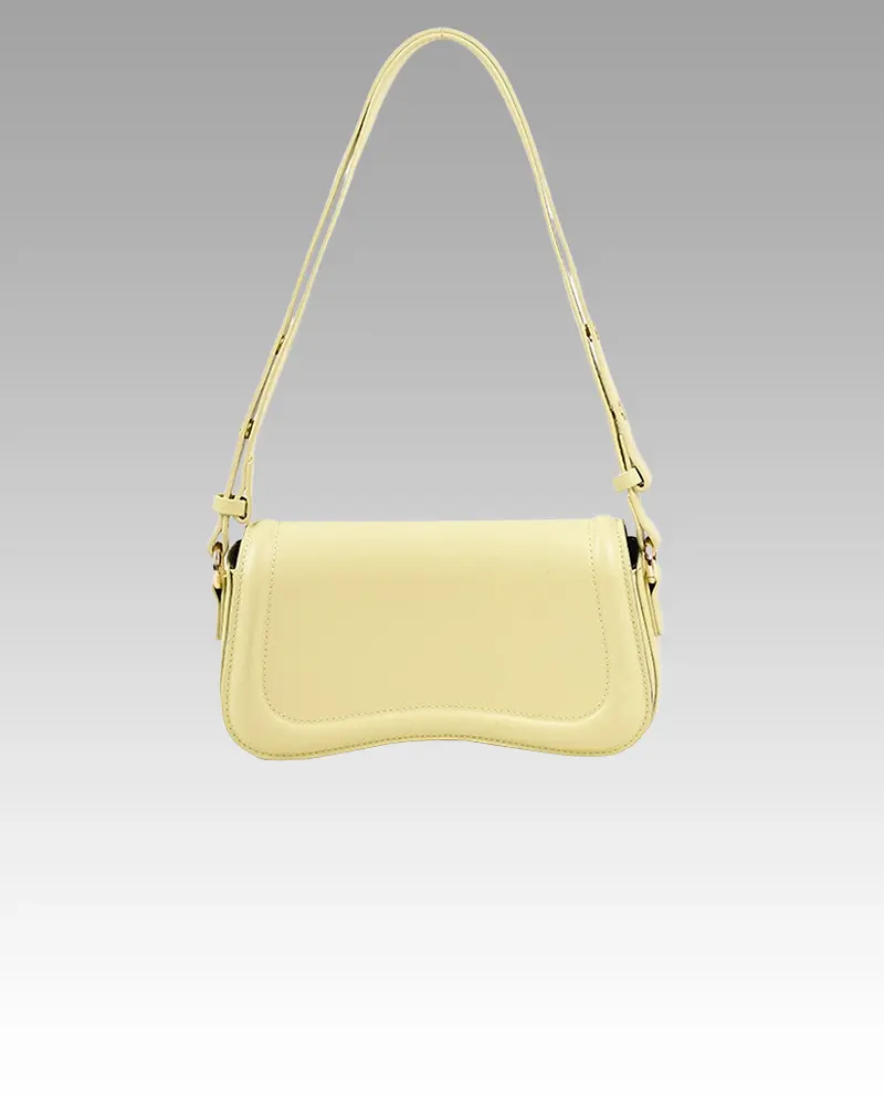 Sac à main Lina en similicuir jaune pour femmes, disponible chez Boutique Izamel.