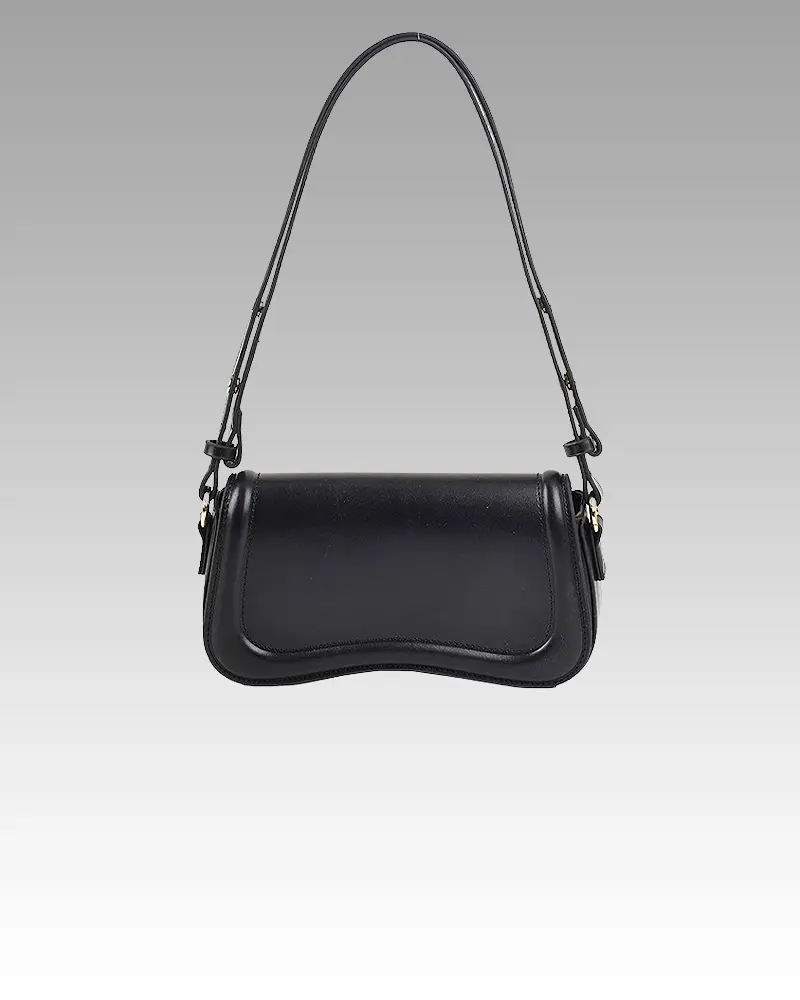 Sac à main Lina en similicuir noir pour femmes, disponible chez Boutique Izamel.