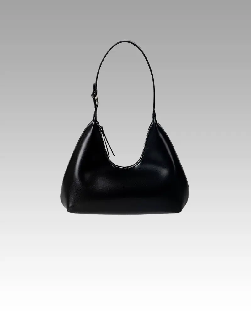 Sac à main Samia en similicuir noir pour femmes, disponible chez Boutique Izamel.